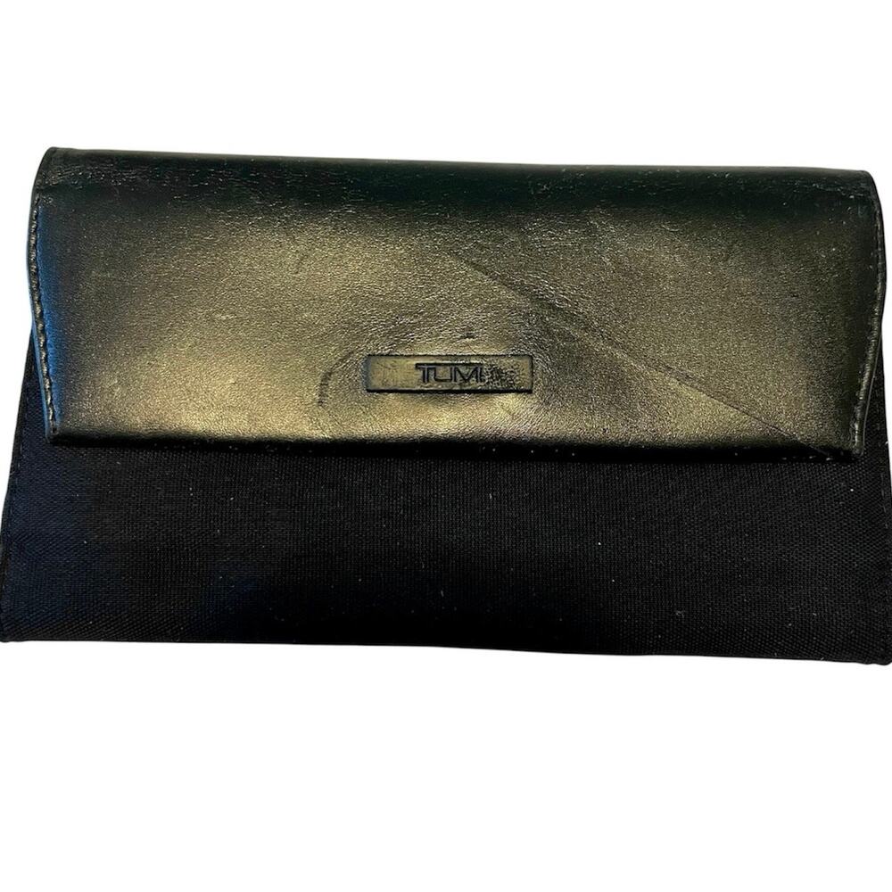 Vintage TUMI Black Leather Trifold Travel Wallet Checkbook Organizer Classic